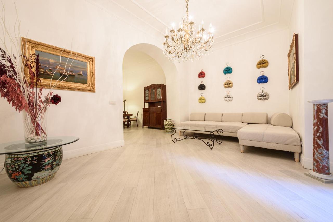 Palazzo Dello Spagnolo Suite 那不勒斯 外观 照片