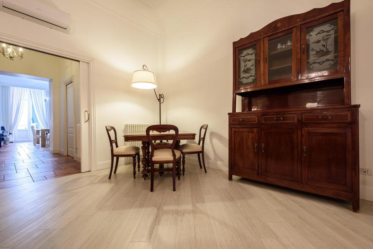 Palazzo Dello Spagnolo Suite 那不勒斯 外观 照片